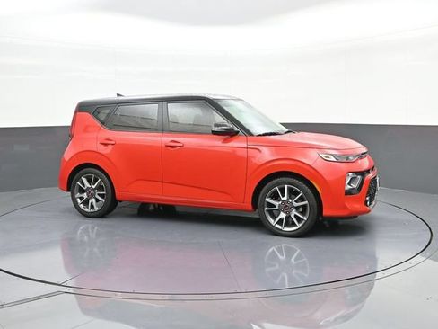 Used 2020 Kia Soul GT-Line FWD image 16
