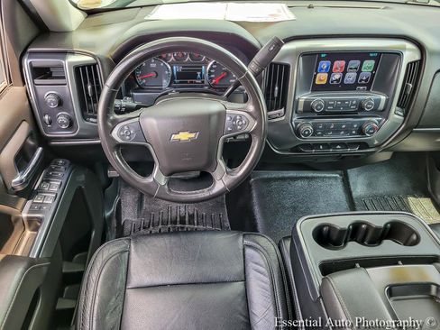 Used 2018 Chevrolet Silverado 1500 LT AWD/4WD image 13