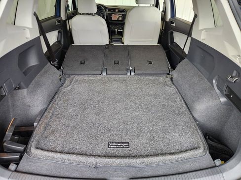 Used 2018 Volkswagen Tiguan SEL image 13
