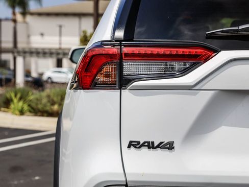 Certified 2024 Toyota RAV4 Adventure AWD/4WD image 7