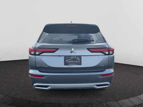 Used 2024 Mitsubishi Outlander SE AWD/4WD image 6
