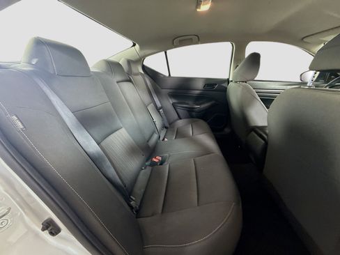 Used 2024 Nissan Altima 2.5 S image 27