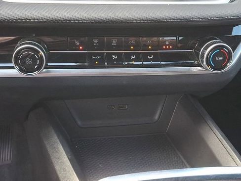 Used 2025 Chevrolet Equinox LT AWD/4WD image 15