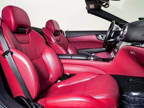 Used 2018 Mercedes-Benz SL 450 image 17