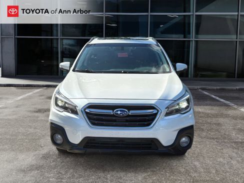 Used 2019 Subaru Outback 3.6R Touring AWD/4WD image 6