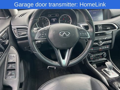 Used 2018 INFINITI QX30 Premium w/ Navigation Package AWD/4WD image 15