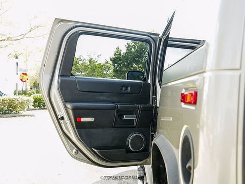Used 2006 HUMMER H2 image 40