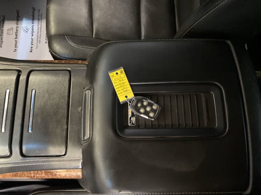 Used 2016 Chevrolet Tahoe LTZ AWD/4WD image 23