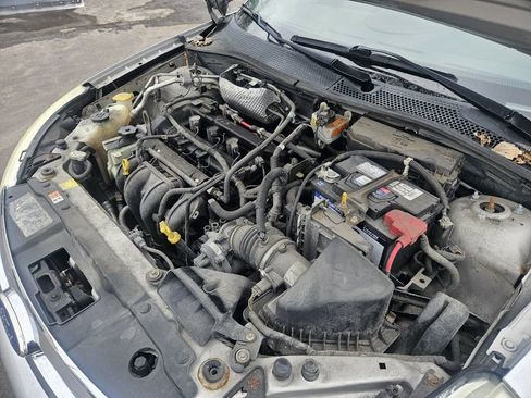 Used 2011 Ford Focus SEL w/ 301A Rapid Spec Order Code image 19