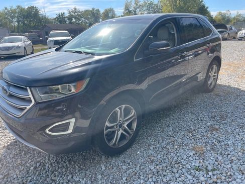 Used 2015 Ford Edge Titanium FWD image 4