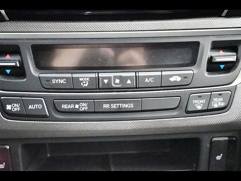 Used 2025 Honda Ridgeline RTL image 6