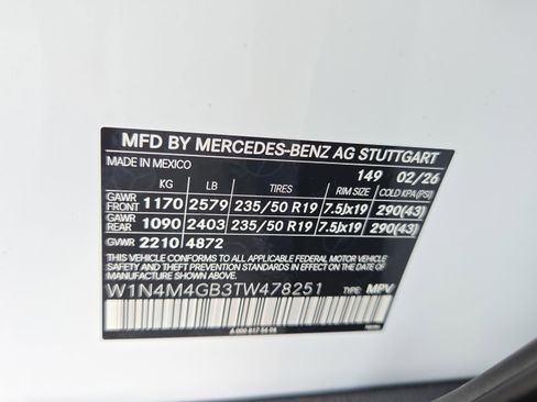 New 2026 Mercedes-Benz GLB 250 image 16