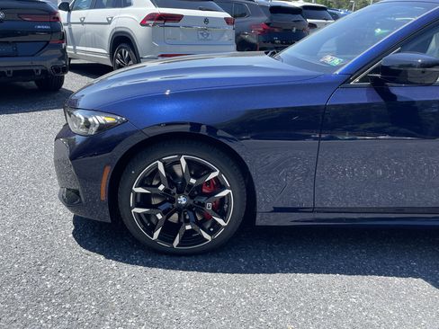 Used 2026 BMW 330i xDrive Sedan w/ M Sport Package AWD/4WD image 4