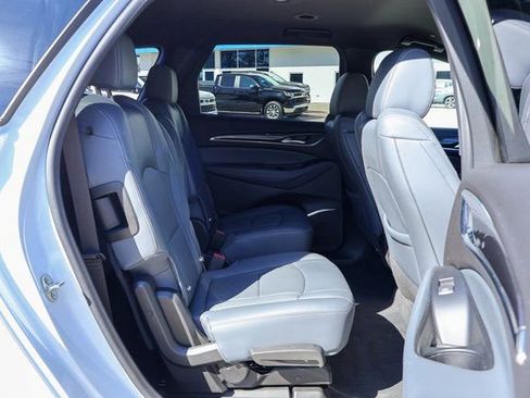 Certified 2023 Buick Enclave Essence image 11
