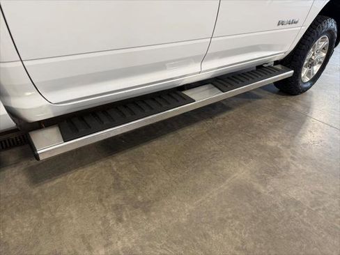 Certified 2019 RAM 2500 Big Horn AWD/4WD image 8