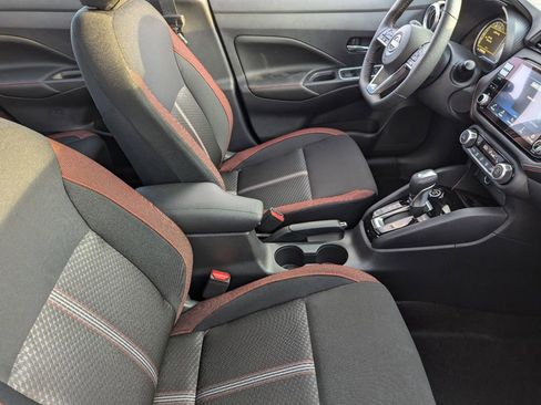 New 2025 Nissan Versa SR w/ Trunk Package image 29