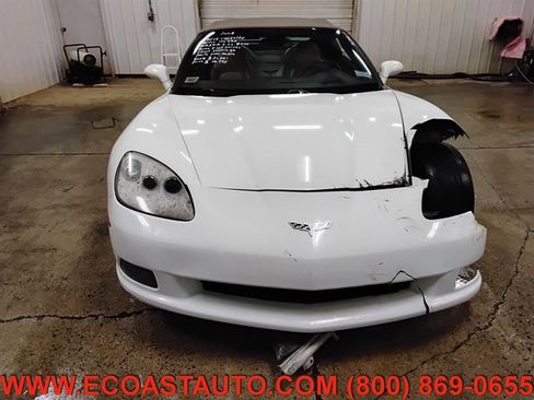 Used 2008 Chevrolet Corvette w/ Preferred Equipment Group image 7
