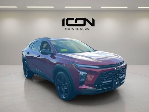 Used 2024 Chevrolet Trax ACTIV w/ Driver Confidence Package image 8