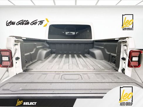 Used 2021 Jeep Gladiator Rubicon w/ Dual Top Group AWD/4WD image 26