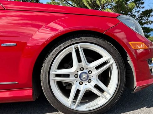 Used 2012 Mercedes-Benz C 250 Sedan image 7