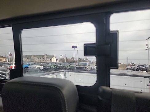 Used 2023 Ford Ranger Lariat w/ FX4 Off-Road Package image 29