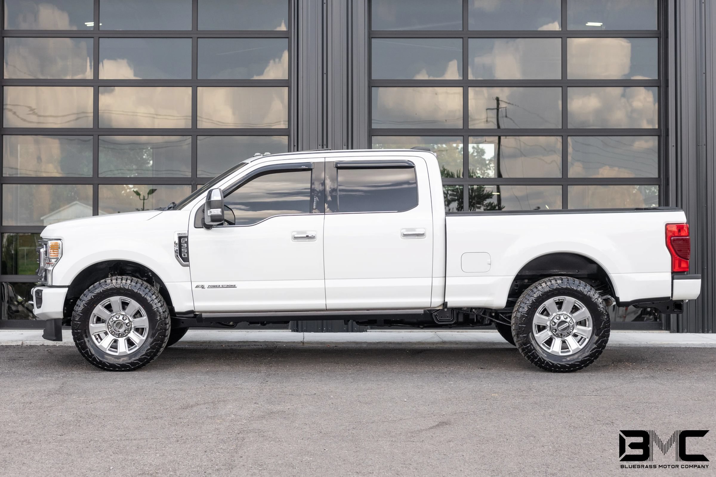 Used 2021 Ford F350 Platinum AWD/4WD image 4
