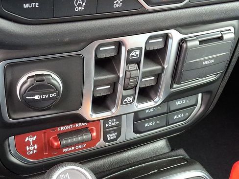 New 2026 Jeep Gladiator Rubicon image 18