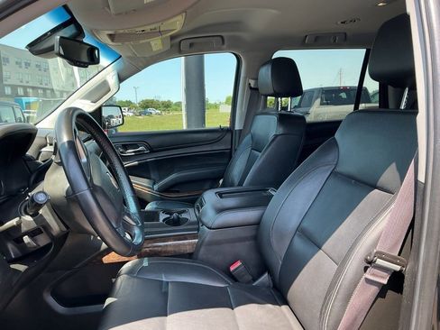 Used 2017 Chevrolet Tahoe LT w/ Z71 Midnight Edition AWD/4WD image 11