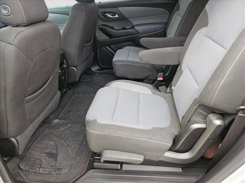 Used 2018 Chevrolet Traverse LT AWD/4WD image 10