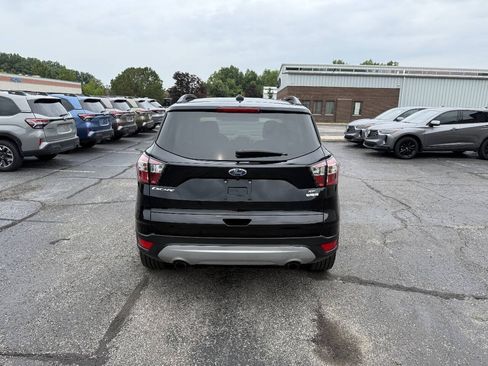 Used 2018 Ford Escape SE w/ SE Sync 3 Package FWD image 6