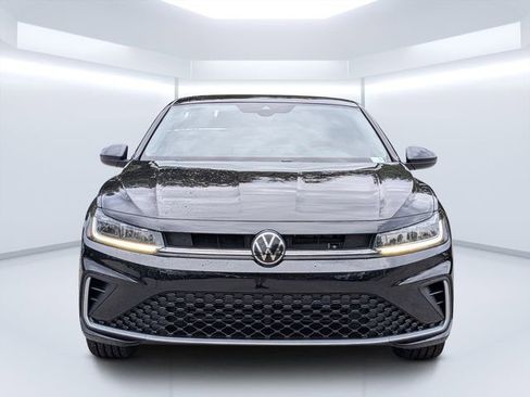 New 2026 Volkswagen Jetta SE FWD image 8