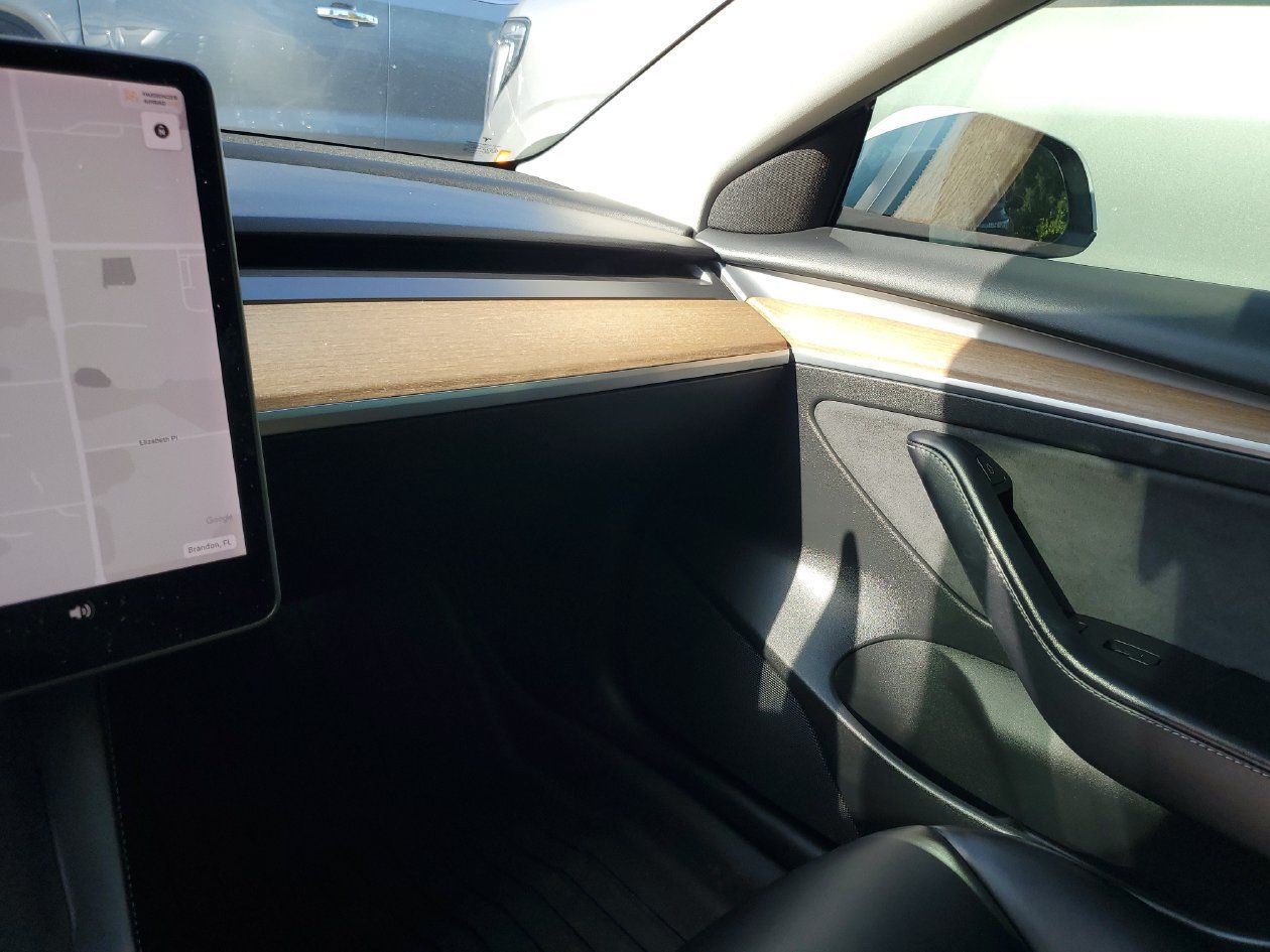 Used 2021 Tesla Model 3 Performance AWD/4WD image 25