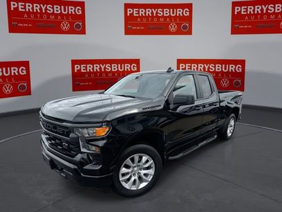 Certified 2022 Chevrolet Silverado 1500 Custom w/ LPO, Dark Essentials Package