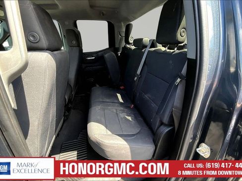 Used 2019 Chevrolet Silverado 1500 Custom Trail Boss w/ Custom Convenience Package AWD/4WD image 21