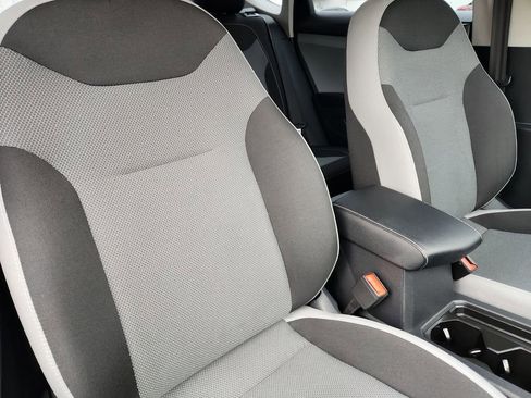 Certified 2023 Volkswagen Taos S image 15