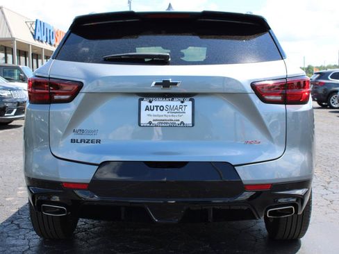 Used 2025 Chevrolet Blazer RS FWD image 5