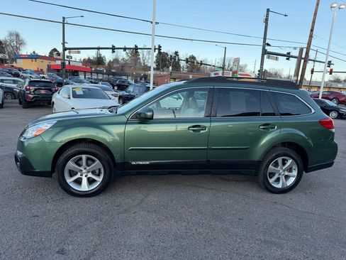 Used 2013 Subaru Outback 2.5i Limited w/ Moonroof Pkg image 5