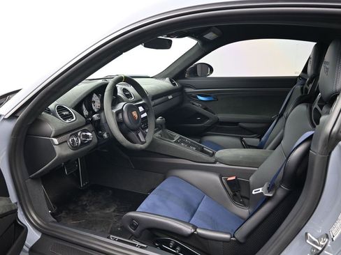 Used 2023 Porsche 718 Cayman GT4 RS image 4