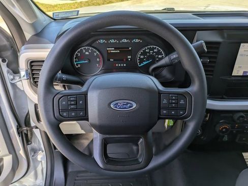 New 2026 Ford F250 XL w/ XL Chrome Package image 21