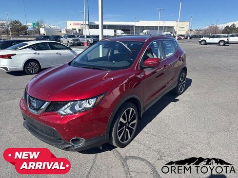 Used 2019 Nissan Rogue Sport SL w/ Premium Package image 17