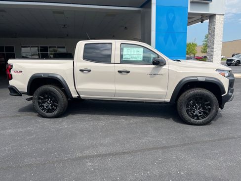 New 2026 Chevrolet Colorado Trail Boss AWD/4WD image 5