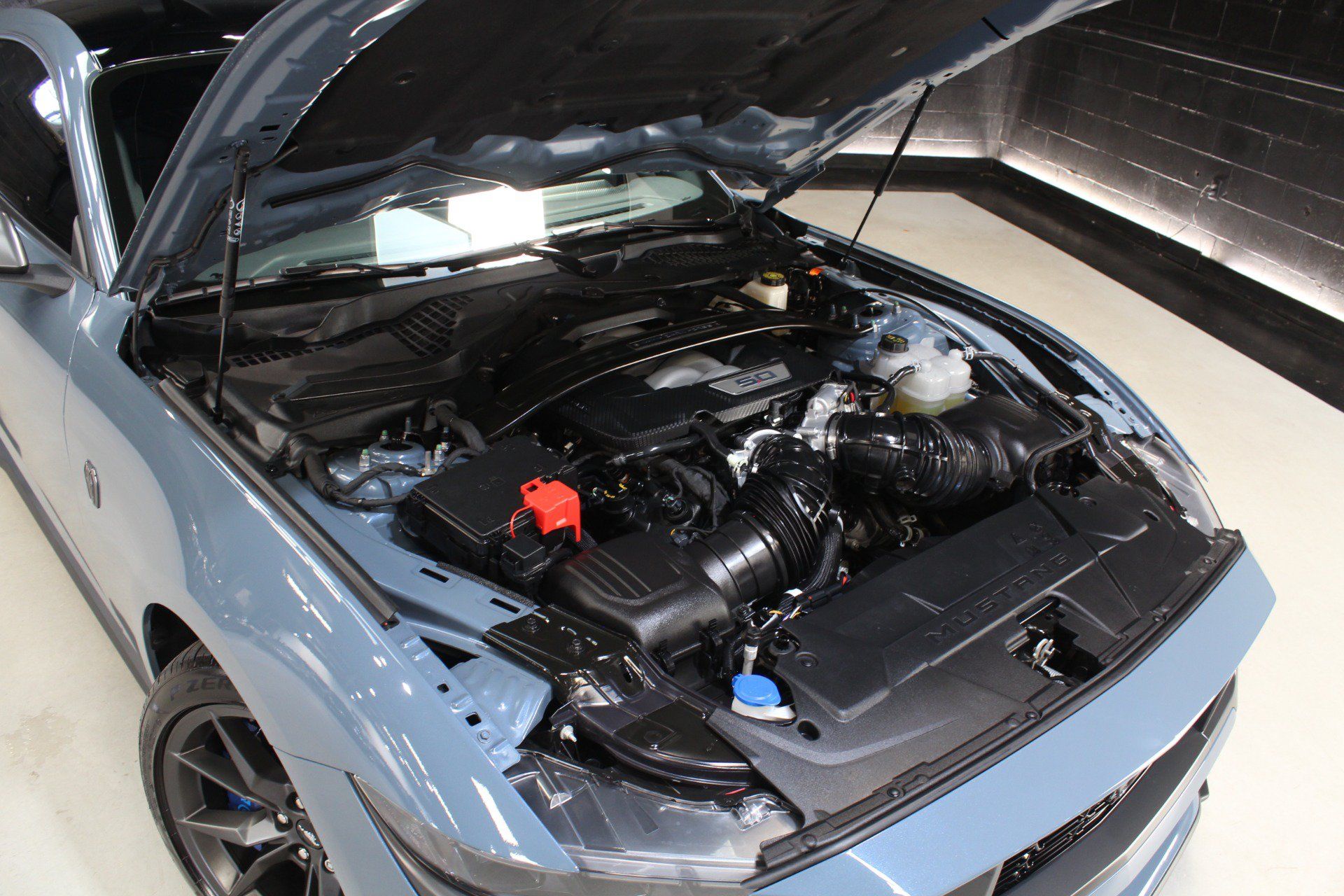 Used 2025 Ford Mustang Dark Horse RWD image 38