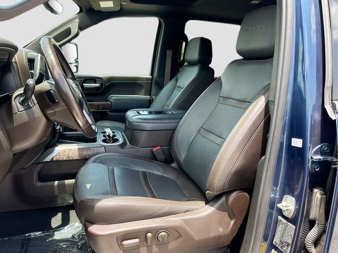 Used 2021 GMC Sierra 3500 Denali w/ Denali Ultimate Package AWD/4WD image 22