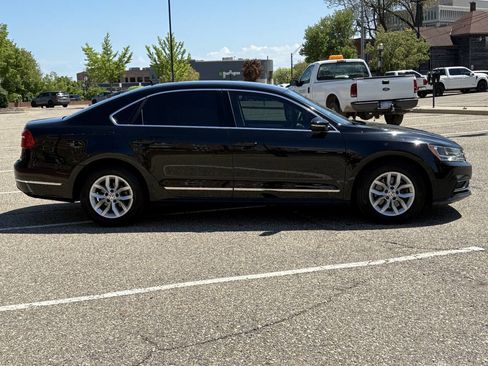 Used 2016 Volkswagen Passat 1.8T S image 18