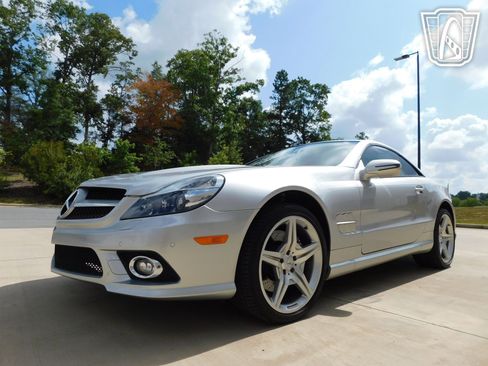 Used 2009 Mercedes-Benz SL 550 image 6