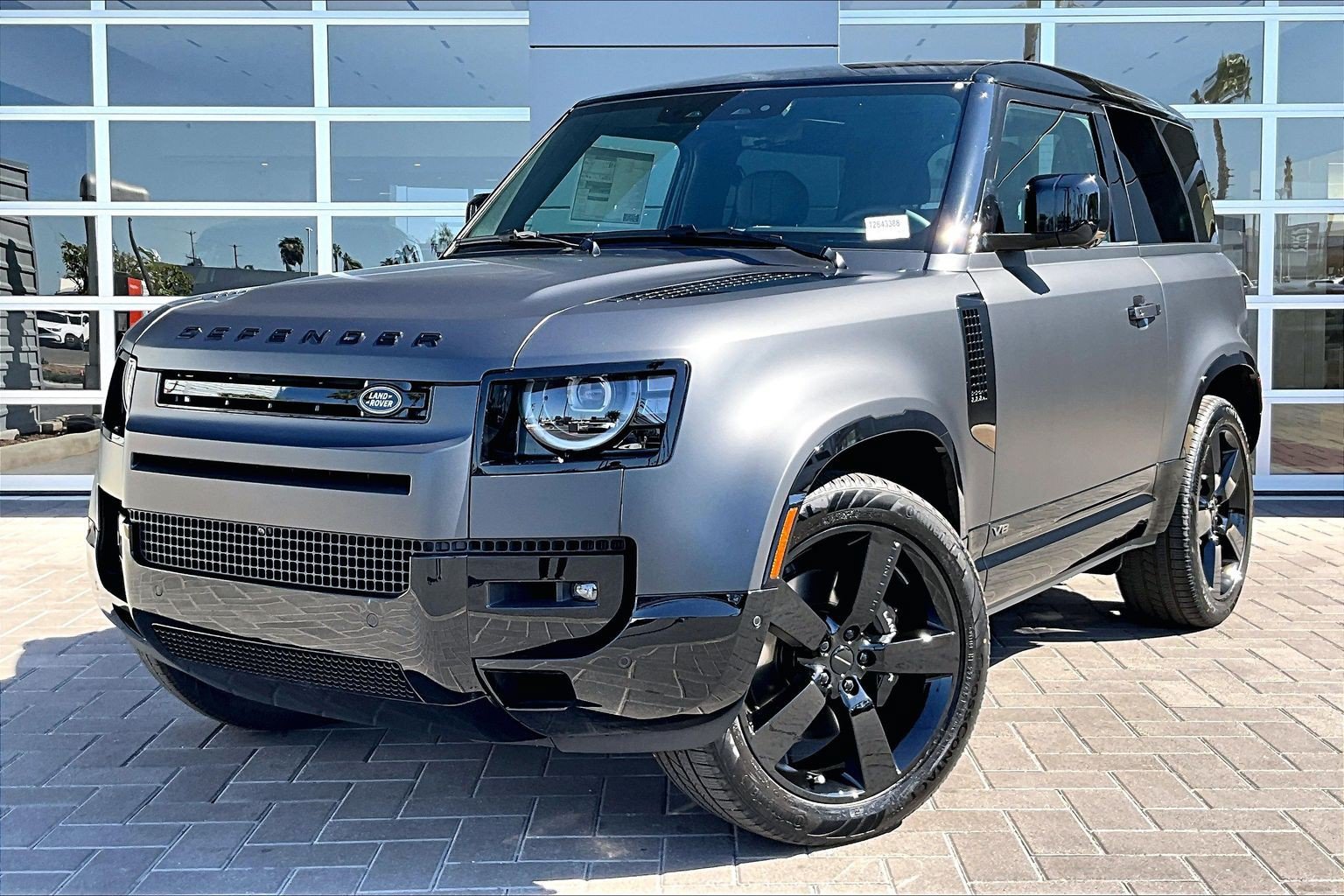 New 2026 Land Rover Defender 90 V8 AWD/4WD image 1