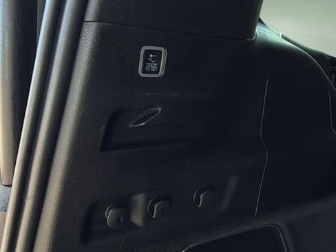 Used 2024 Jeep Grand Wagoneer L Series III AWD/4WD image 41