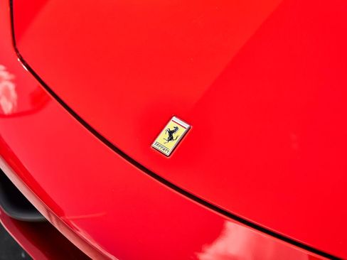 Used 2012 Ferrari 458 Spider RWD image 8