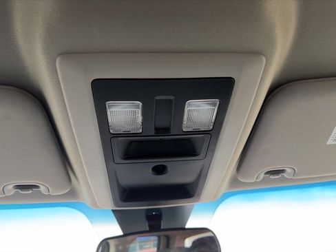 Used 2024 RAM 1500 Classic SLT image 19