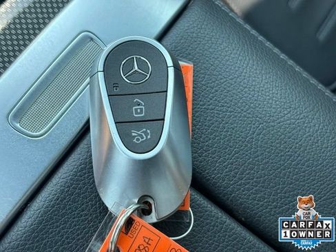 Used 2022 Mercedes-Benz C 300 4MATIC Sedan image 19